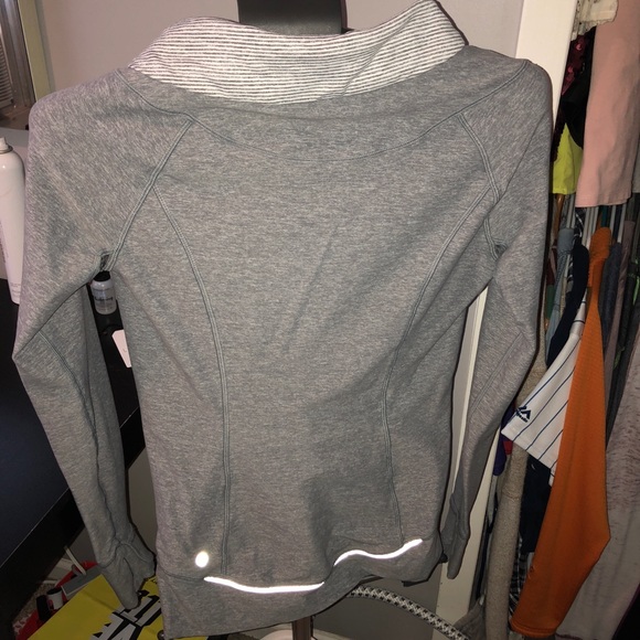 Lululemon pullover - Picture 2 of 3